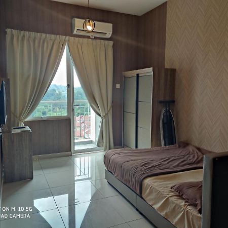 Bangi Gateway Service Apartment Kampong Sungai Ramal Dalam Esterno foto