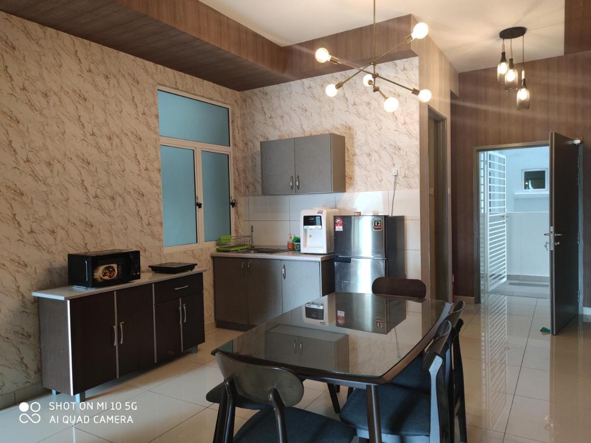 Bangi Gateway Service Apartment Kampong Sungai Ramal Dalam Esterno foto