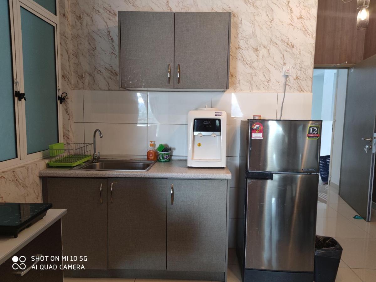 Bangi Gateway Service Apartment Kampong Sungai Ramal Dalam Esterno foto